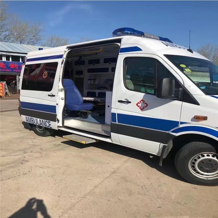 察布查尔私人长途救护车出租转院回家