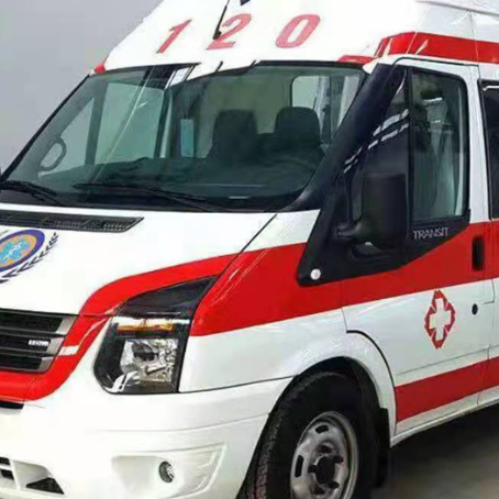 察布查尔非急救护送病人转院租赁救护车的优缺点对比